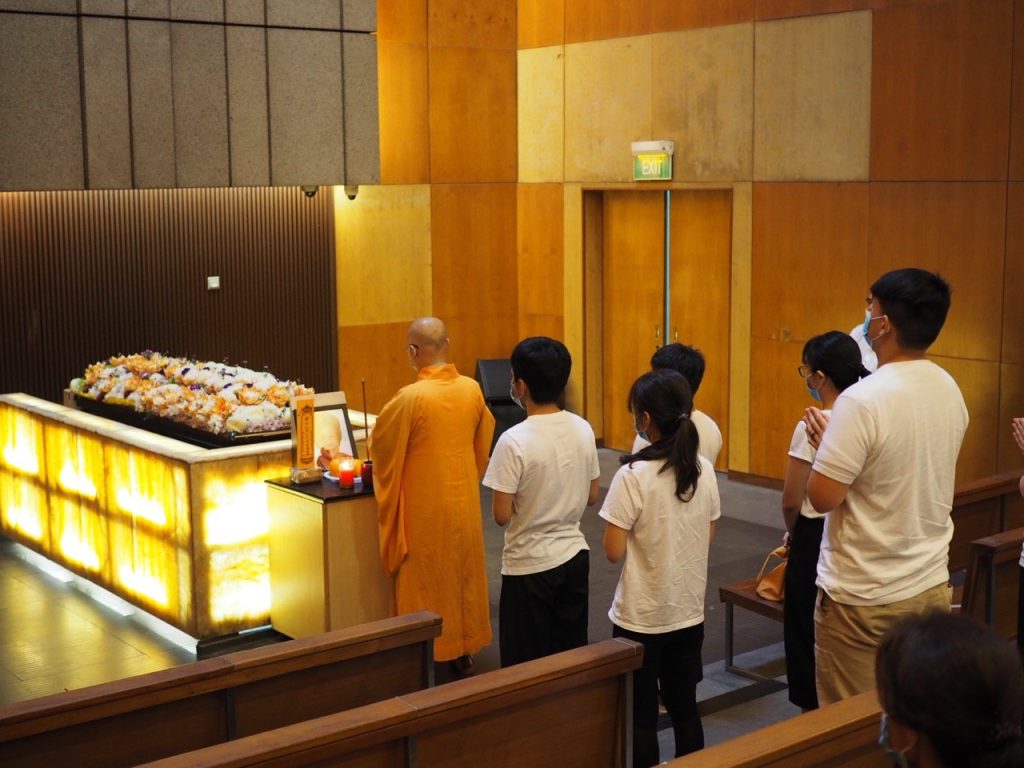 Traditional Buddhist Funeral Package for a Dignified Farewell 1 IMG 7389 2 1024x768 1
